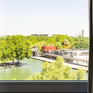 Hotel Ibis La Cite Des Sciences 19eme