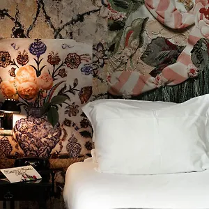 Hotel Du Petit Moulin